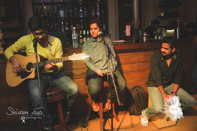 Smruti Jalpur (Acoustic Solo) Live at The Grill Mill – Powered by StarClinch, Gurgaon, Haryana, India