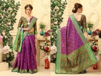 Exciting discounts and offers on Designer Sarees at Mirraw
