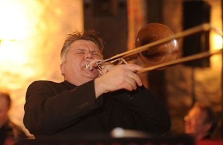 Jazz and Live Music in the Crypt- Mississippi Swamp Dogs, London, United Kingdom