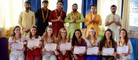 100 Hours Yoga Teacher Training In Rishikesh- Rishikesh Yogkulam
