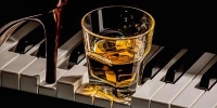 Cocktails and Piano Bar Saturdays at Gatsby's Joint