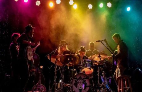 Steep Canyon Rangers with special guest Amythyst Kiah, Online Event, United States