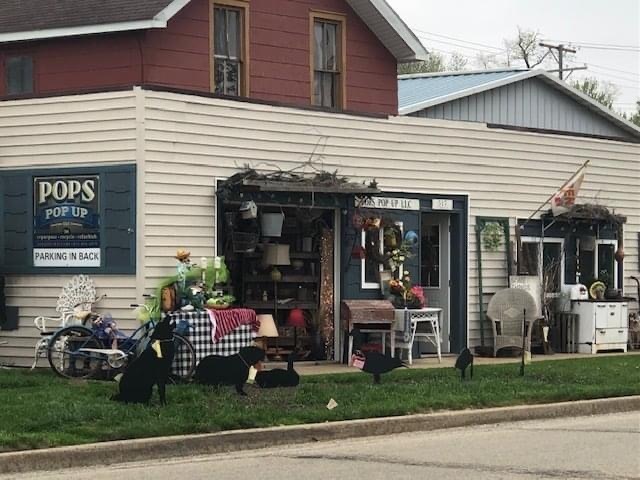 3rd Saturday Howard St Flea Market, Pontiac, Illinois, United States
