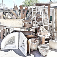 Summer Old House Vintage Market