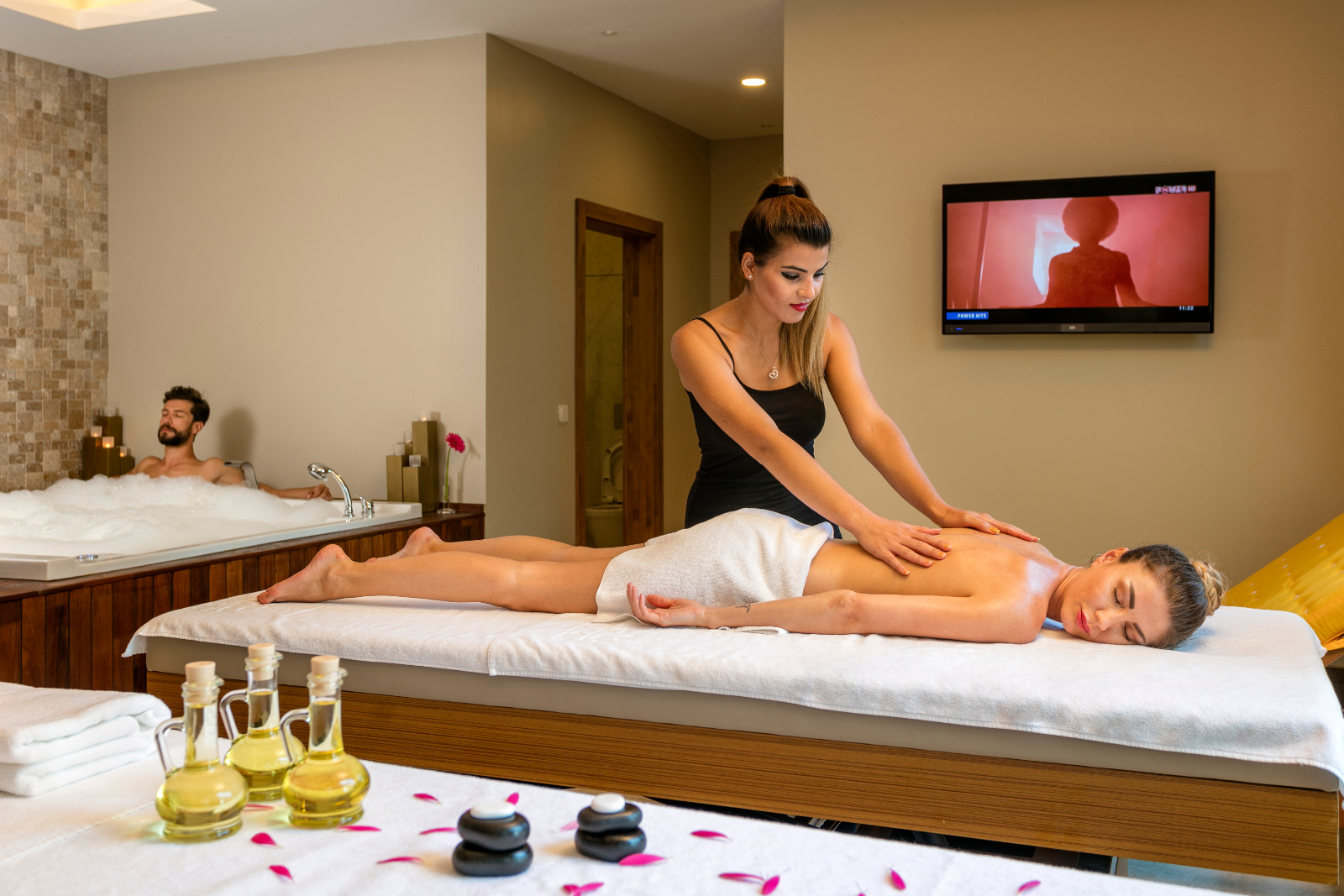 Best Body to Body Happy Ending Massage in South Extension, New Delhi, Online Event