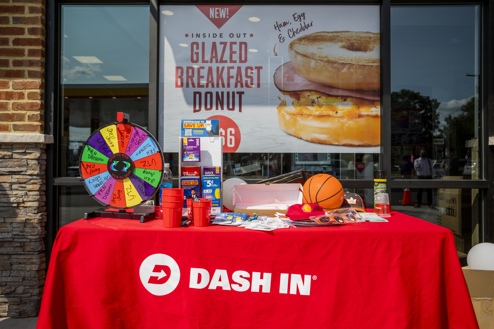 Dash In Grand Opening, Clinton, Maryland, United States
