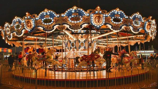 Evans United Shows Carnival at Midway Mall 3/31 - 4/10, Sherman, Texas, United States