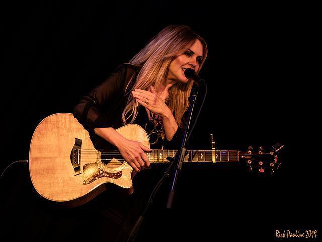 Mary Fahl In Concert, Spring Lake, Michigan, United States