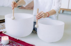 Group Sound Bath with Crystal and Tibetan Singing Bowls - July 16, 2022