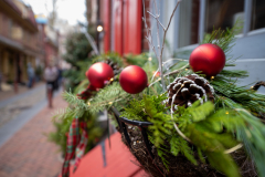 Deck the Alley: Elfreth's Alley Historic Holiday Home Tours