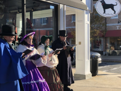 Celebrate the Holidays at Mashpee Commons: Gift Wrapping and Caroling at Thursday December 22nd