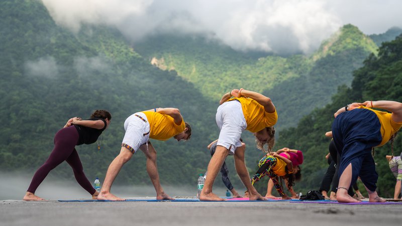 200 Hour Yoga Teacher Training in India, RISHIKESH, Uttarakhand, India