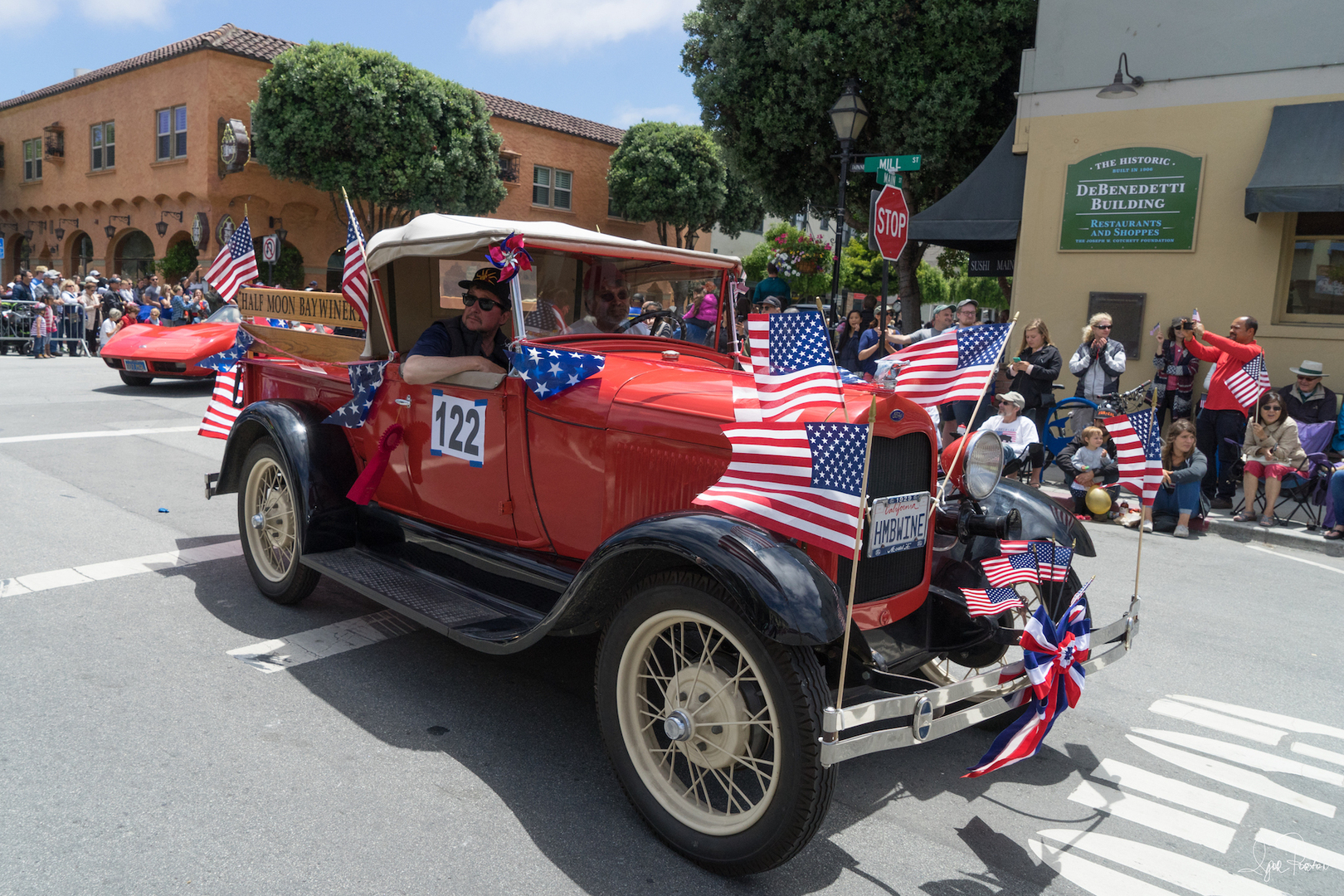 52nd Half Moon Bay Ol' Fashioned 4th of July Parade, Pancake Breakfast, Block Party and Festival, Half Moon Bay, California, United States