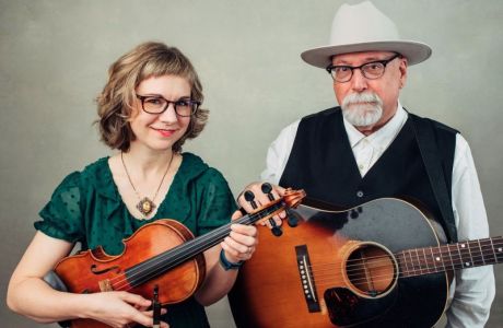 Joe Newberry And April Verch at the Irish Cultural and Heritage Center on October 7th, Milwaukee, Wisconsin, United States