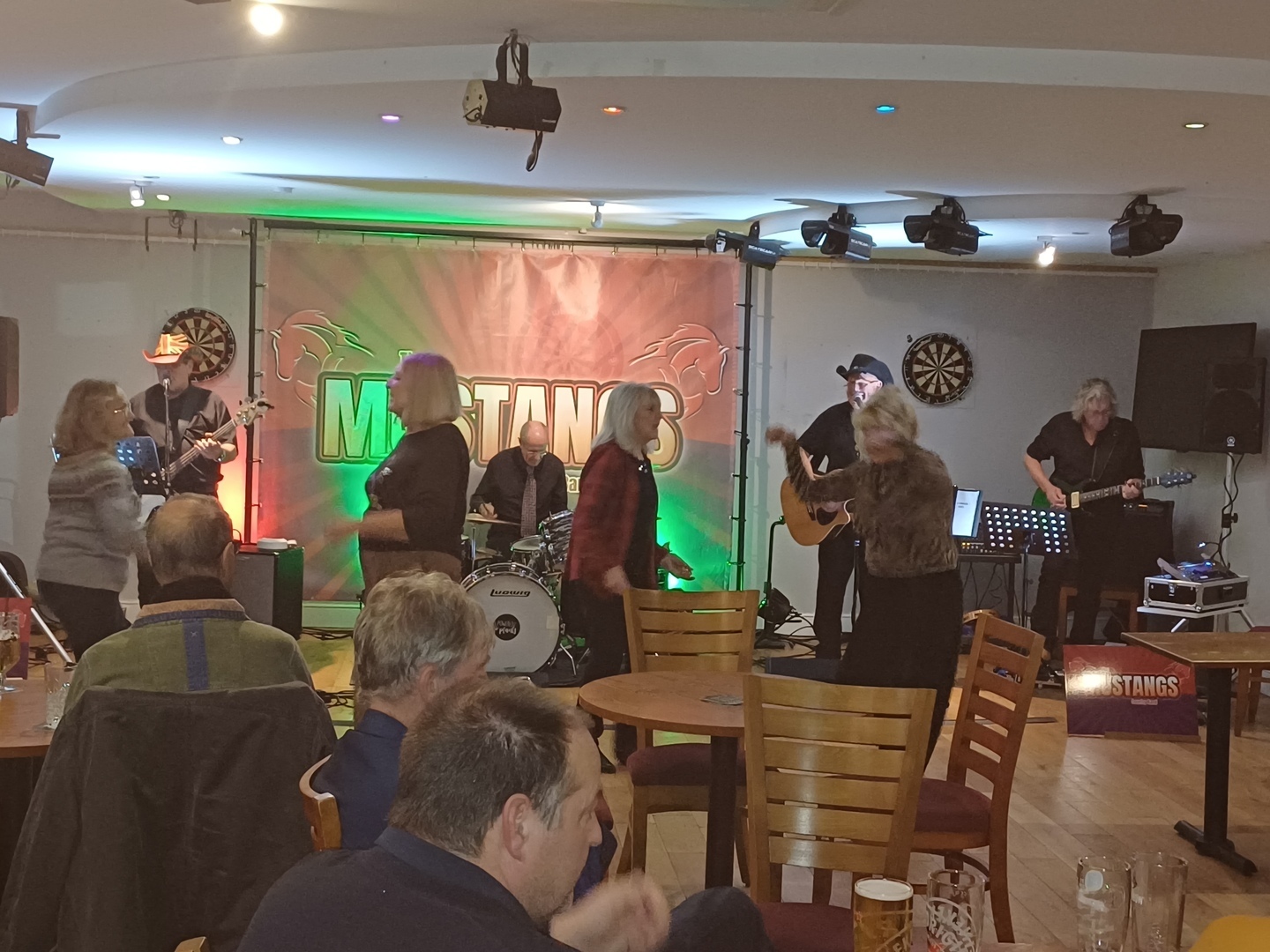 Live Monthly Country Music Dance / Night (The Mustangs Country Band), Norwich, England, United Kingdom