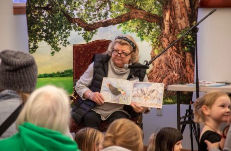 Community Zoo Storytime, Anchorage, Alaska, United States