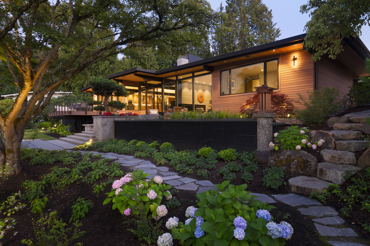 Atomic Ranch On The Road: A Talk & Tour at George Bell’s Former Home, Bellevue, Washington, United States