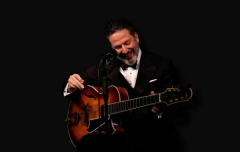 John Pizzarelli: Stage and Screen