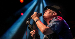 Blues Traveler