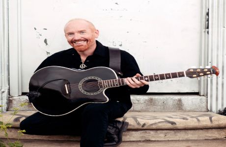 Mike Masse: Epic Acoustic Classic Rock, Berlin, Germany