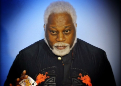 MASTER Magician Chris Capehart Returns To Lititz Shirt Factory Saturday Oct. 12th 8 pm.
