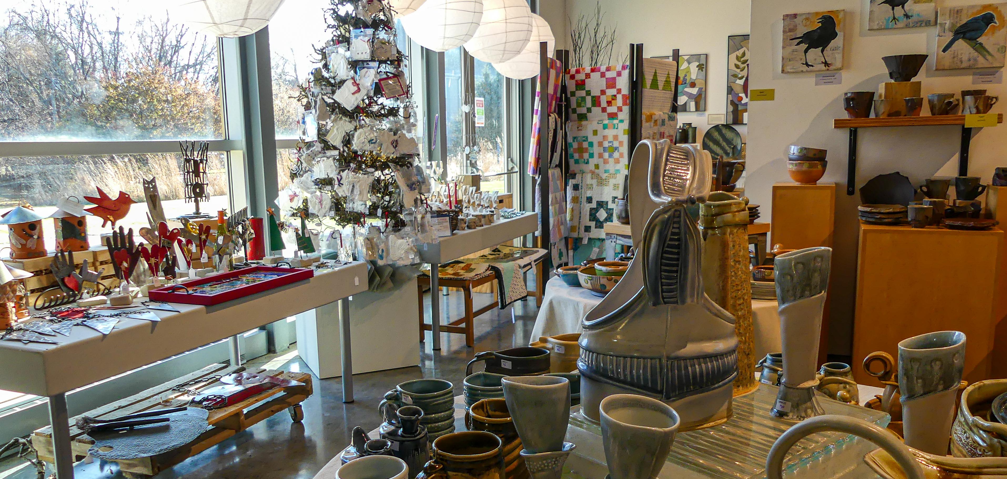 Minnetonka Center for the Arts 2024 Arts of the Holidays Show & Sale, Hennepin, Minnesota, United States