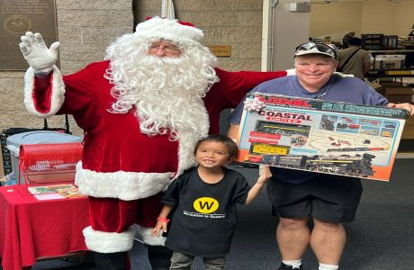 Two-Day Holiday Train Show and Swap Meet, Anaheim, California, United States