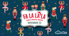 Santa's Musical Arrival at Capilano Mall