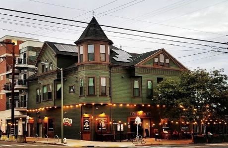 Comedy Oakland at Seawolf Pub On 03 January 2025, Oakland, California, United States