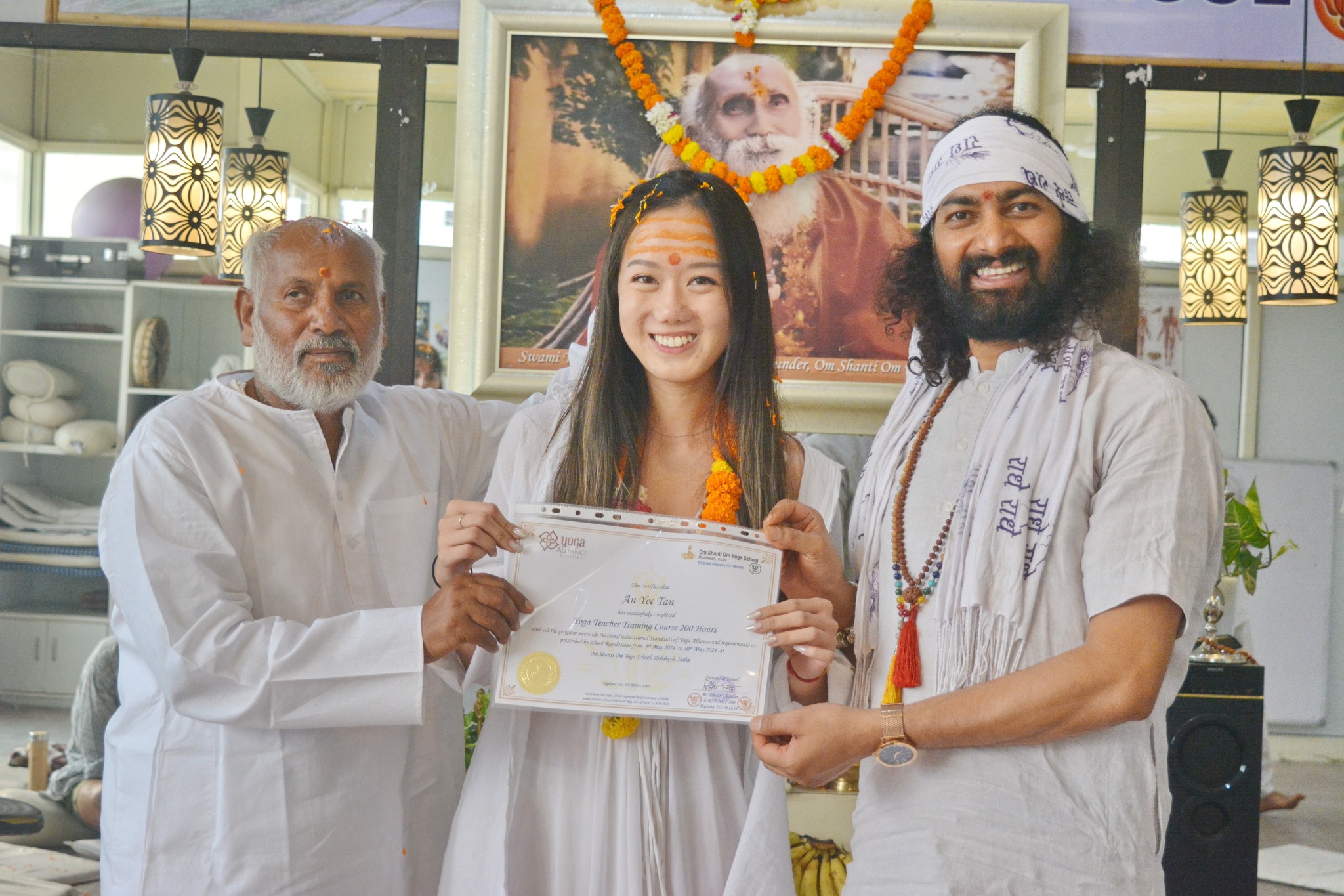 200 Hours Yoga Teacher Training in India, Rishikesh, Uttarakhand, India