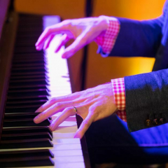 Savage (Dueling) Pianos at Madison Beach Hotel, Madison, CT