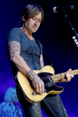 Keith Urban, Chase Matthew & Alana Springsteen at Cynthia Woods Mitchell Pavilion