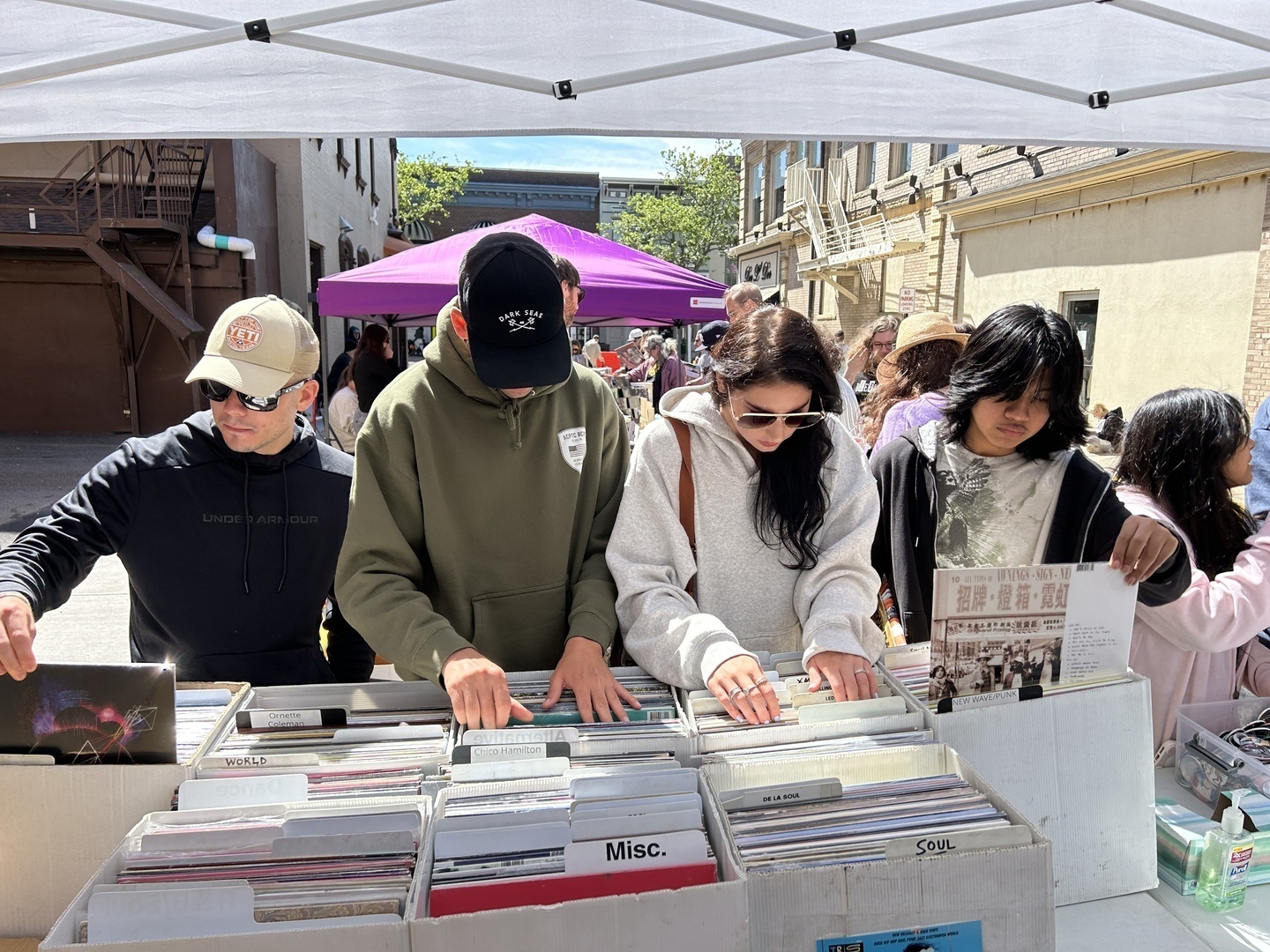 BIG VINYL RECORD SALE! The Red Bank Record Riot! Outdoors on Mechanic Street, Sat May 10th, Red Bank, New Jersey, United States