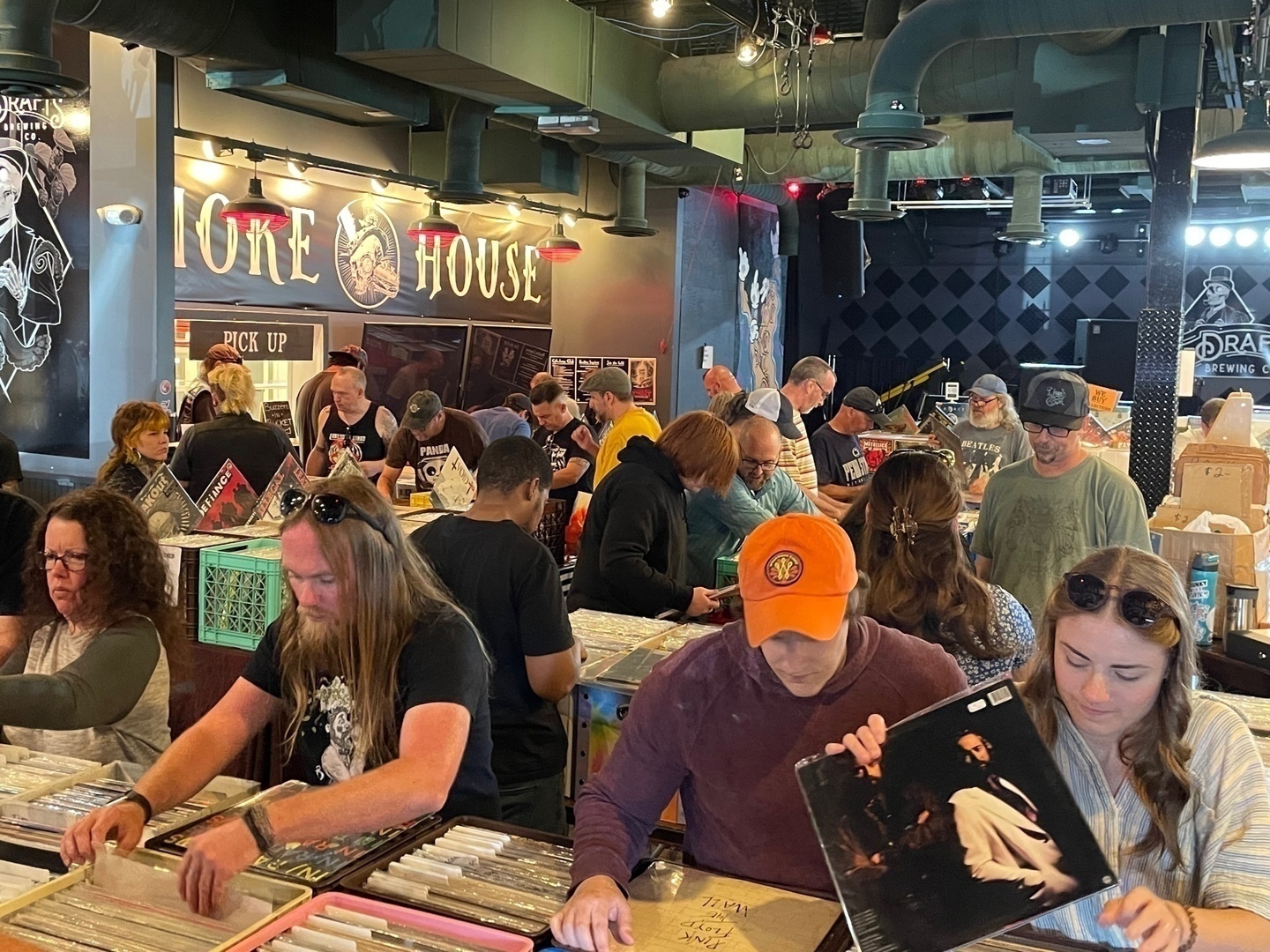 VINYL RECORD SALE! The Windsor Record Riot! Over 10,000 LPs in one place! @Dudleytown Brewing Co, Windsor, Connecticut, United States