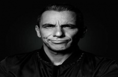Sebastian Maniscalco brings Stand-up to Mohegan Sun Arena