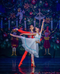 The Nutcracker: International Ballet Stars in Siginaw, MI!